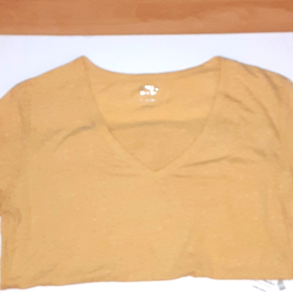 Mom Tee - Picture 2 of 5